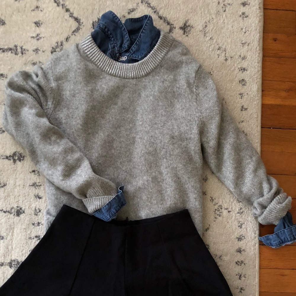Gray crew neck sweater